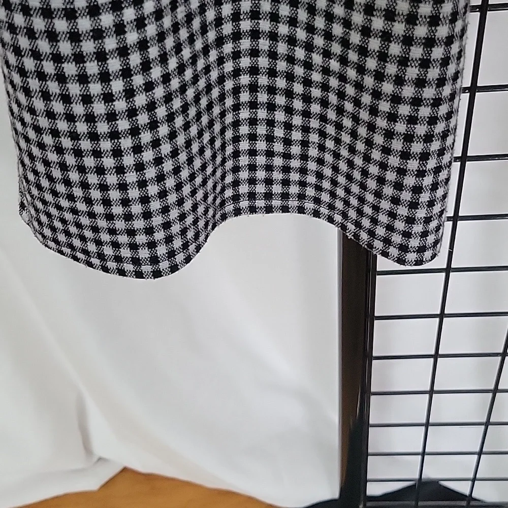 American Eagle Pants, 6, Black/White Checker. - Picture 8 of 13